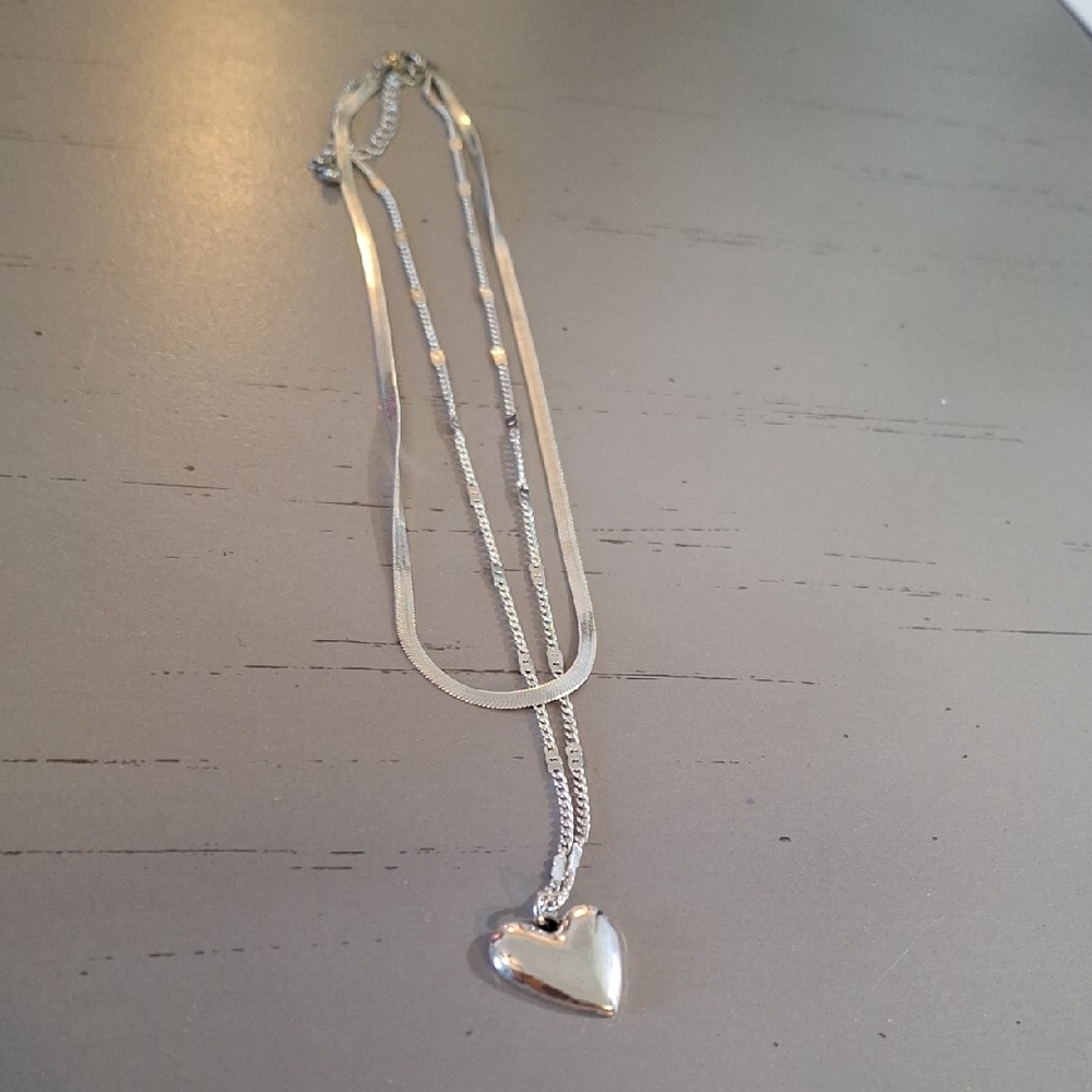 Silver Heart Pendant Necklace - Picture 1 of 5